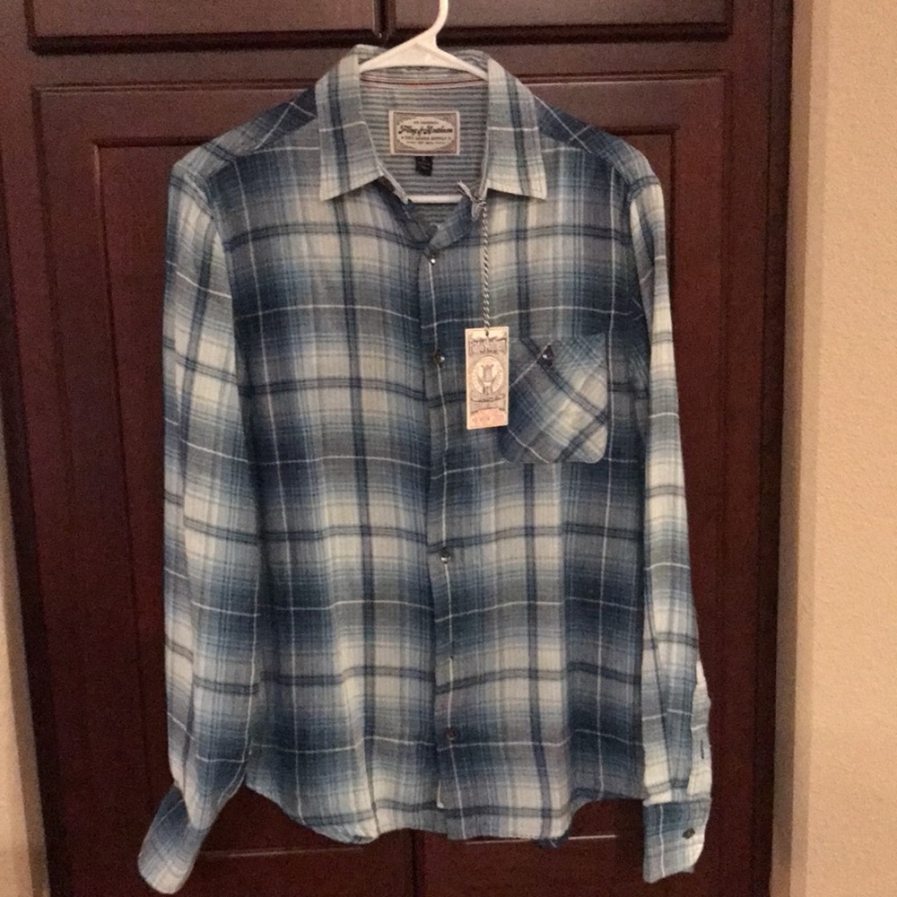 Flag & Anthem Flannel. Size Small. NWT!